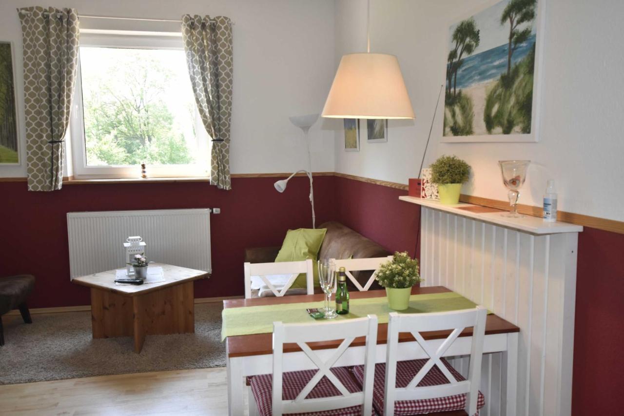 Ferienwohnung Og Im Roten Haus Am Ostsee Radweg Ovs 103 Blowatz Extérieur photo