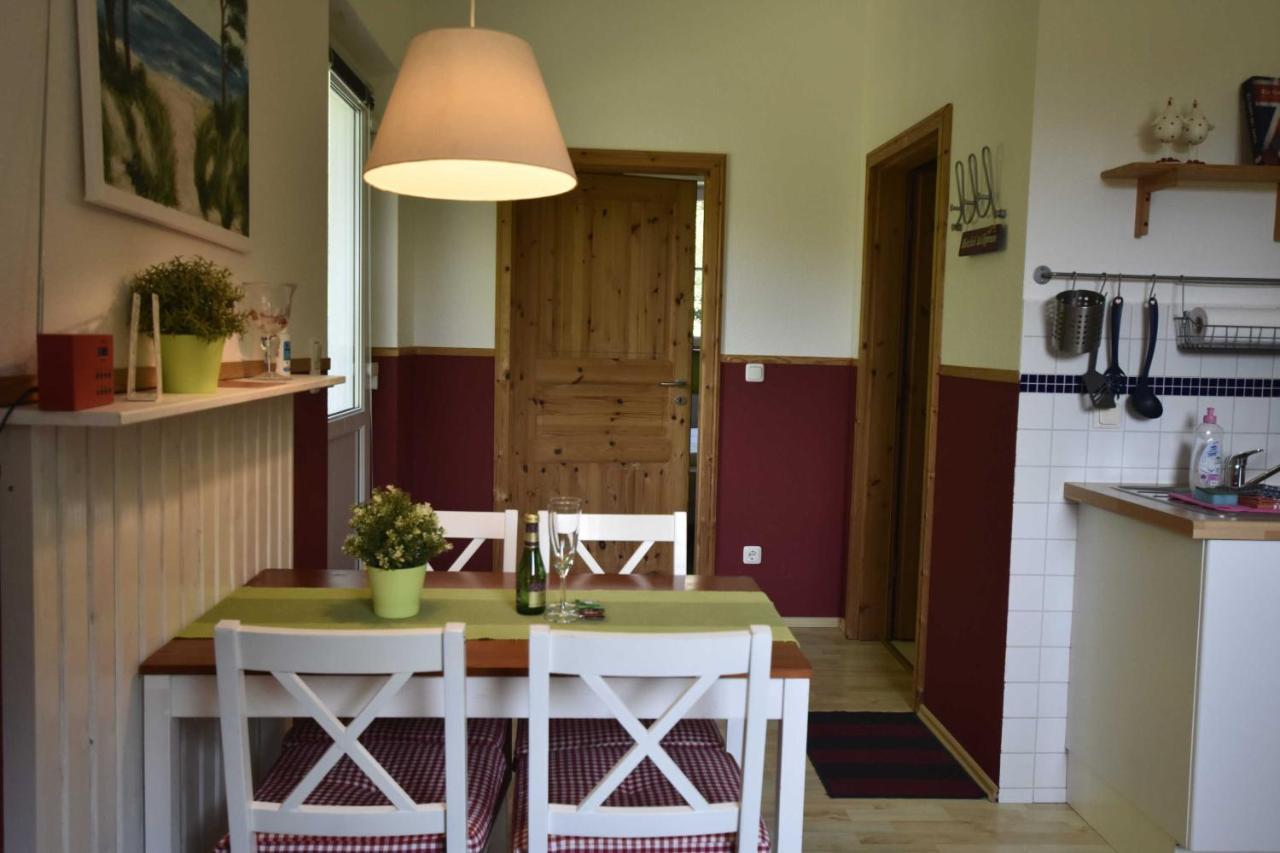 Ferienwohnung Og Im Roten Haus Am Ostsee Radweg Ovs 103 Blowatz Extérieur photo