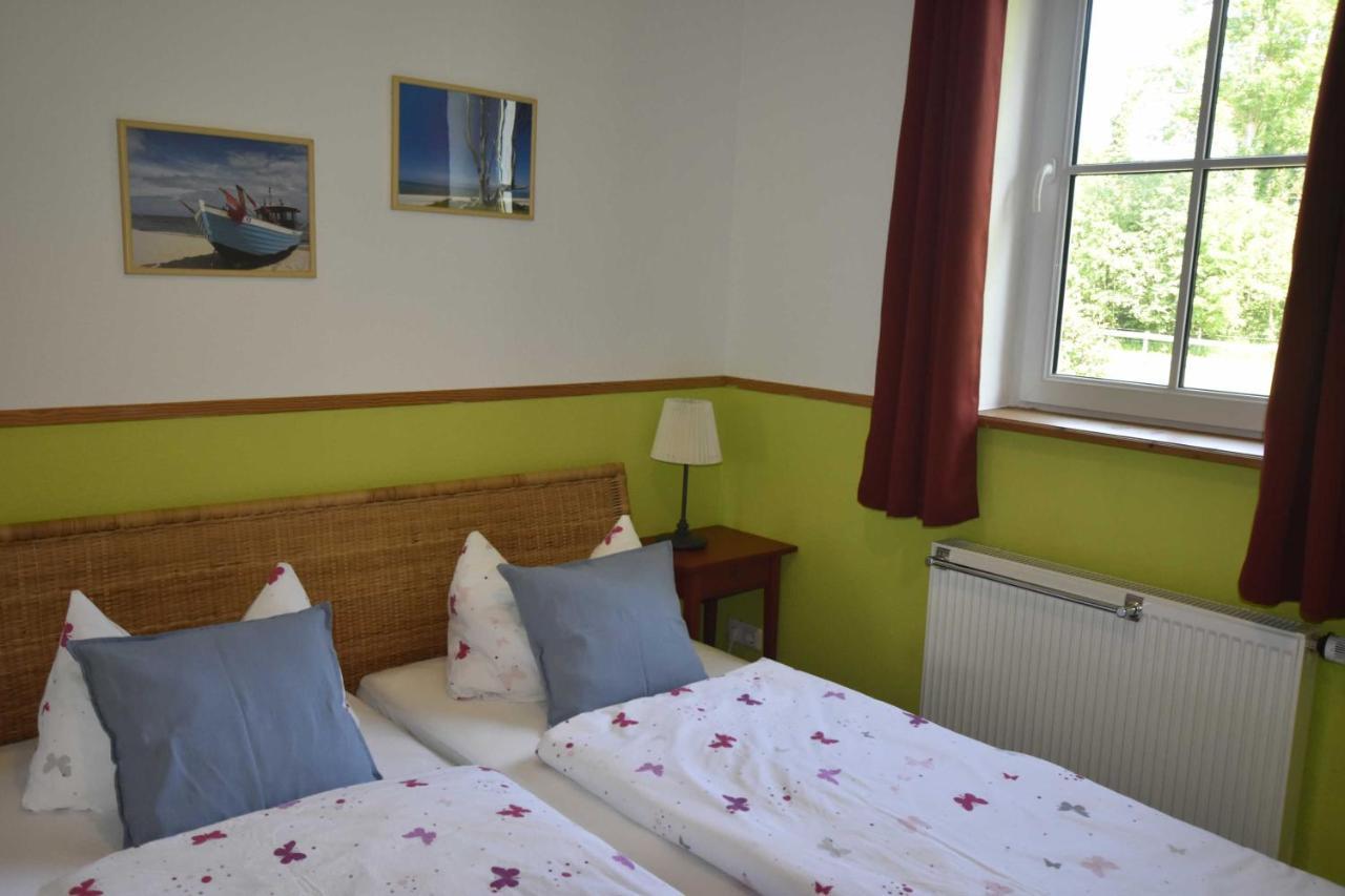 Ferienwohnung Og Im Roten Haus Am Ostsee Radweg Ovs 103 Blowatz Extérieur photo